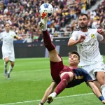 Ekstraklasa: Pogoń Szczecin pokonuje Wieczystą Kraków 2:0, problemy beniaminka rosną