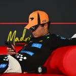 Kuriozalne sceny po GP Hiszpanii. Pracownik F1 nie chciał, by mistrz świata pił colę