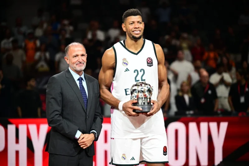 Walter Tavares of Real Madrid with an Award at the Euroleague SuperCup Ceremony