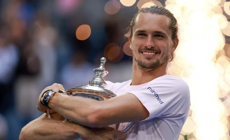 Alexander Zverev with the US Open Trophy