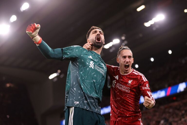 Zadecydowały rzuty karne. Pucharowy hit dla Liverpoolu