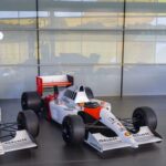 Ile kosztuje bolid Senny lub Hamiltona? McLaren sprzedaje pięć legend F1