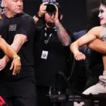 Wang Cong prowokowała Silvę przed walką o pas UFC 332. Ochrona musiała interweniować