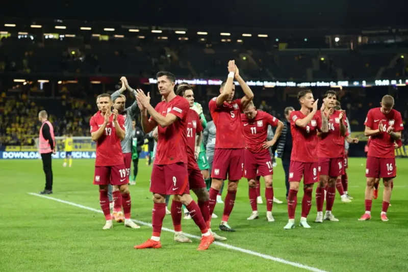 Poland National Team Players Thank the Fans After a Match