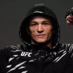 Бекзат Алмахан уволен из UFC