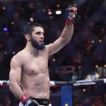 Почему Двалишвили недоволен флагом России на UFC 330 и что ответил Махачев?