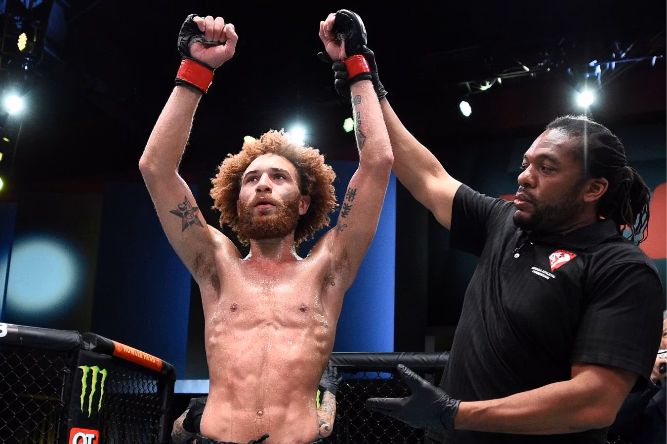 Экс-боец UFC Луис Пенья захотел принять православие и получить гражданство России