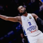 «Эфес» выиграл Суперкубок, Джеймс — MVP, а ЦСКА собрал полный комплект медалей