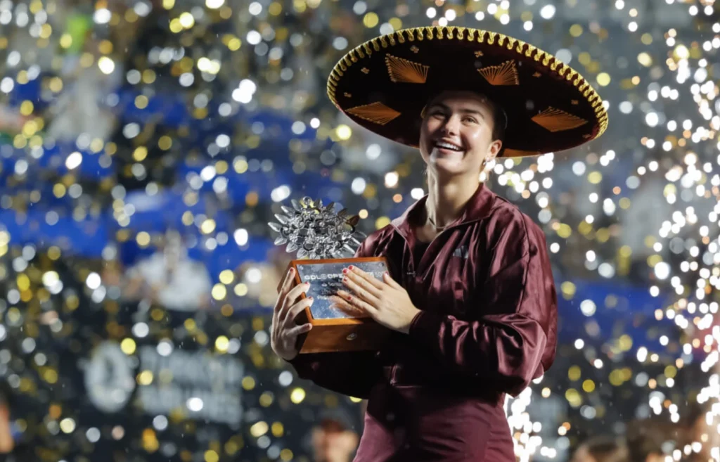 Победительница Турнира WTA в Гвадалахаре в Сомбреро с Кубком