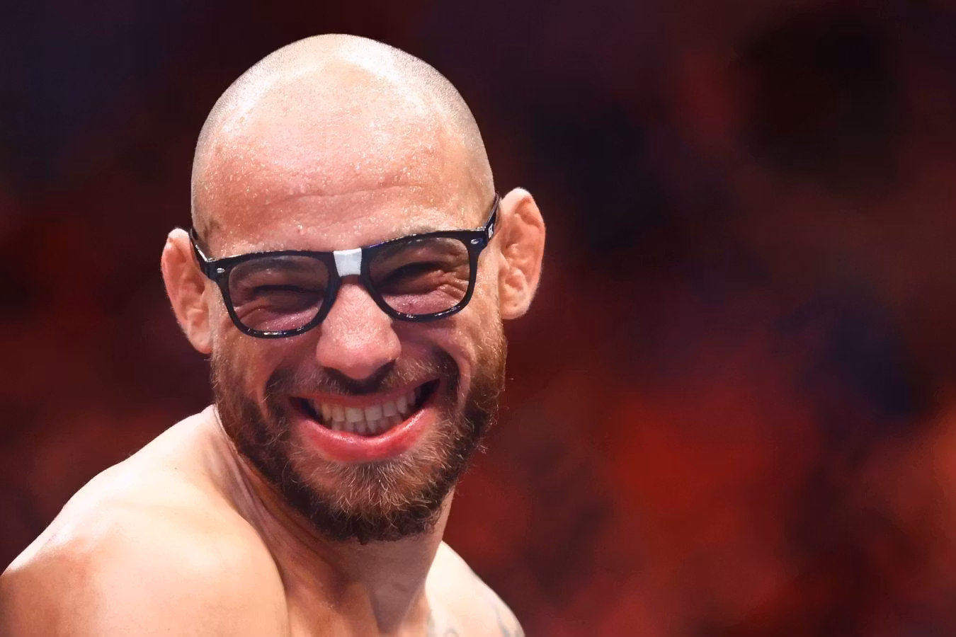 Жан Силва: «Если Евлоев снимется, я встречусь с Волкановски на UFC 333»