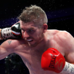 Экс-чемпион WBO Лиам Смит предстал перед судом за удар лежачего консьержа по голове