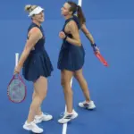 Ухань: Дабровски и Стефани выиграли второй парный титул WTA 1000 подряд
