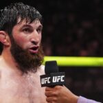 Анкалаев заявил, что ему интересен бой с дю Плесси в полутяжёлом весе